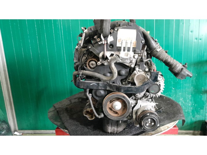 MOTOR CON ACCESORIOS SIN CAJA DE CAMBIOS FORD FIESTA 2016
