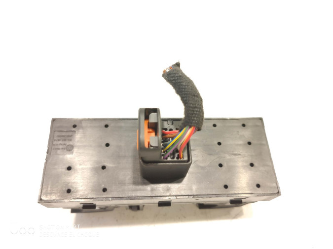 MANDO ELEVALUNAS DELANTERO IZQUIERDO VOLKSWAGEN PASSAT 2004