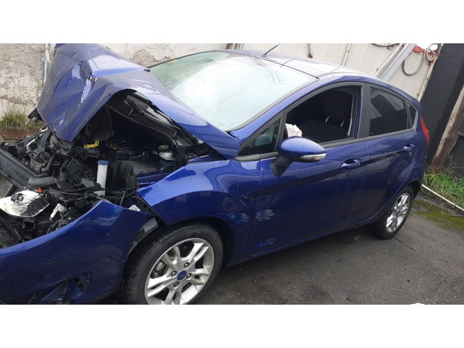 CONSOLA CENTRAL FORD FIESTA 2016