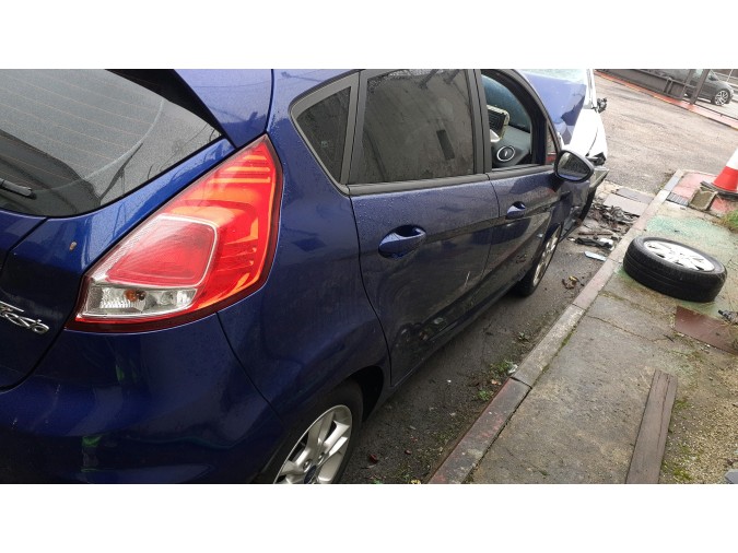 REVES.RESPALDO TR.I. FORD FIESTA 2016