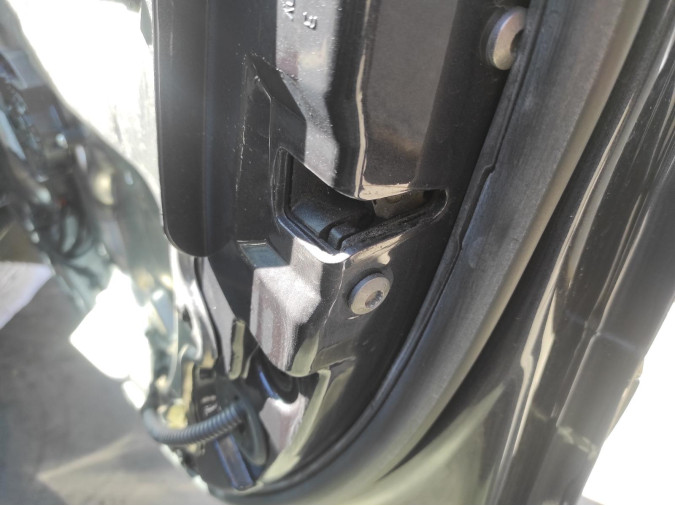 Cerradura Puerta color Negro AUDI A8 2006