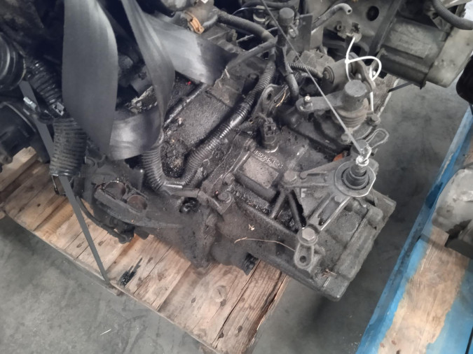 CAJA CAMBIOS RENAULT MEGANE 2004