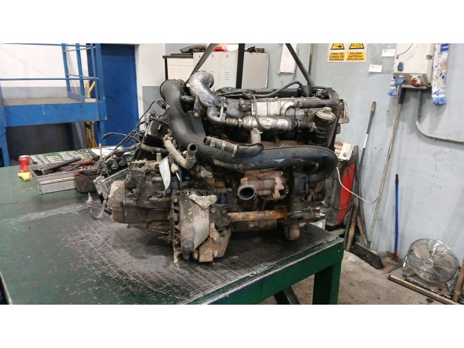 Motor CITROEN C5 2003