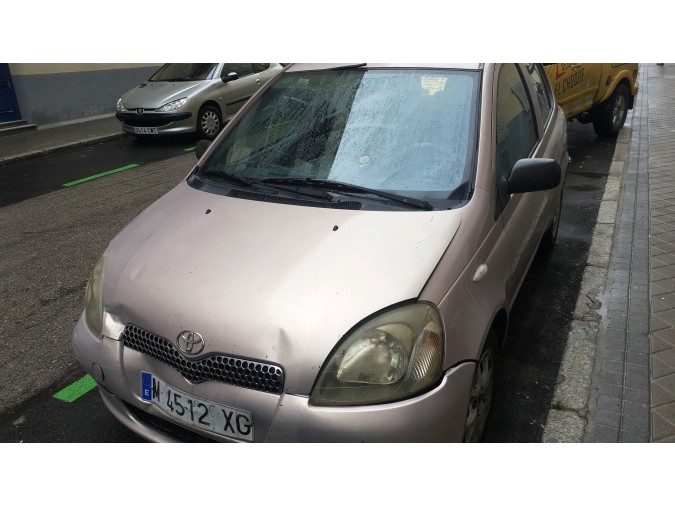 FARO DELANTERO IZQUIERDO TOYOTA YARIS 1999