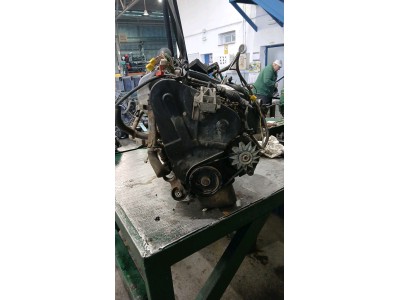 Motor PEUGEOT 205 1998
