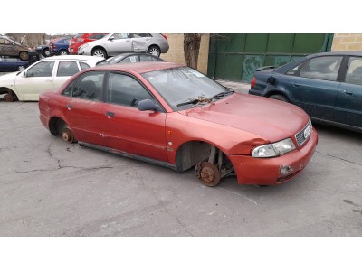 FARO DELANTERO DERECHO AUDI A4 1995