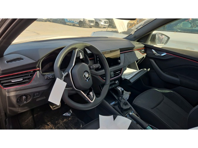 SKODA KAMIQ Año : 2025