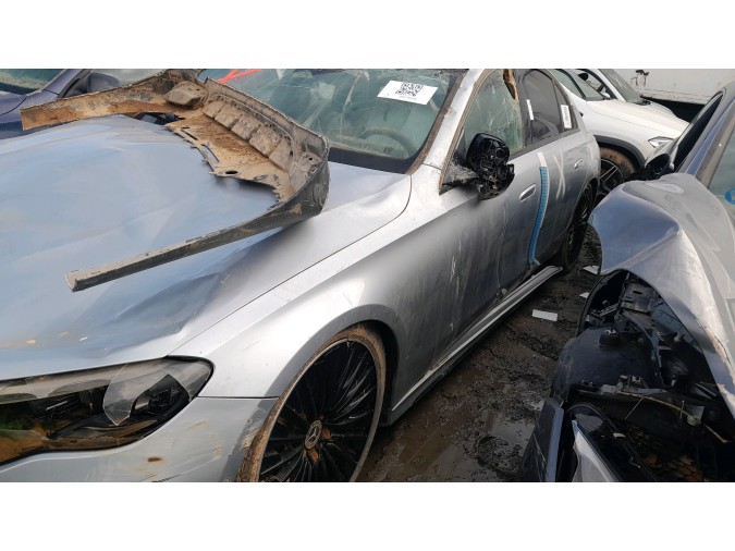 MERCEDES E 300 DE