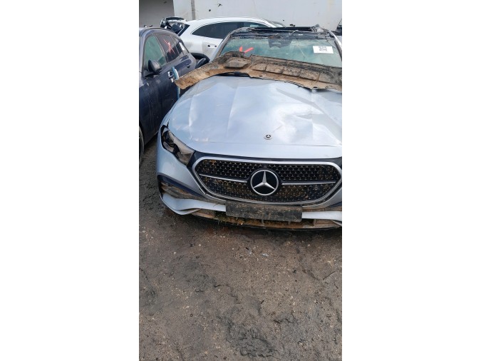 MERCEDES E 300 DE