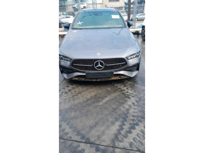 MERCEDES CLA 250 E