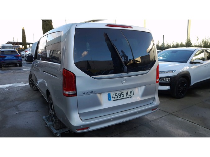 MERCEDES V 250 CDI / D Año : 2023