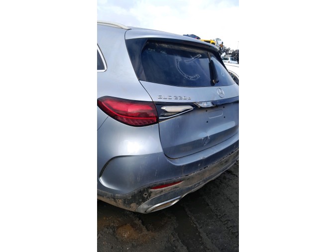MERCEDES GLC 220 D 4MATIC
