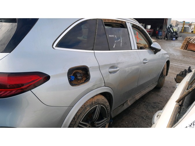 MERCEDES GLC 220 D 4MATIC
