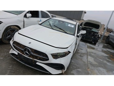 MERCEDES A 200 Año : 2023