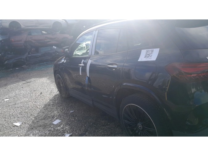 MERCEDES GLA 200 D