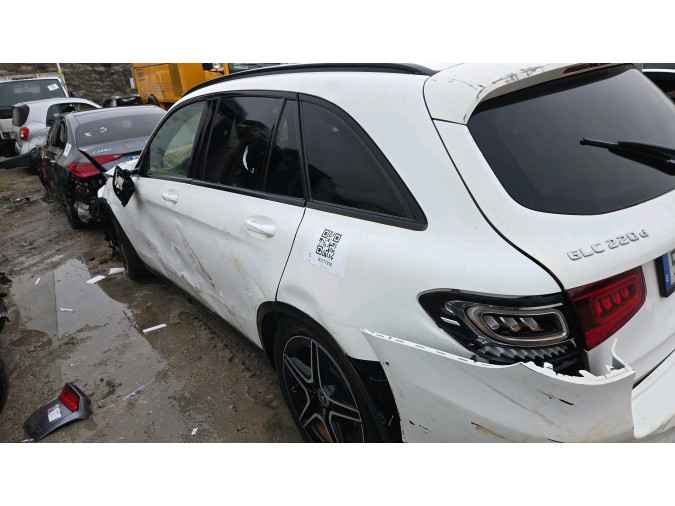 MERCEDES GLC 220 D 4MATIC Año : 2019