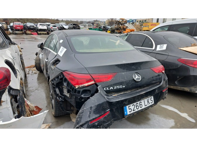 MERCEDES CLA 250 E Año : 2020