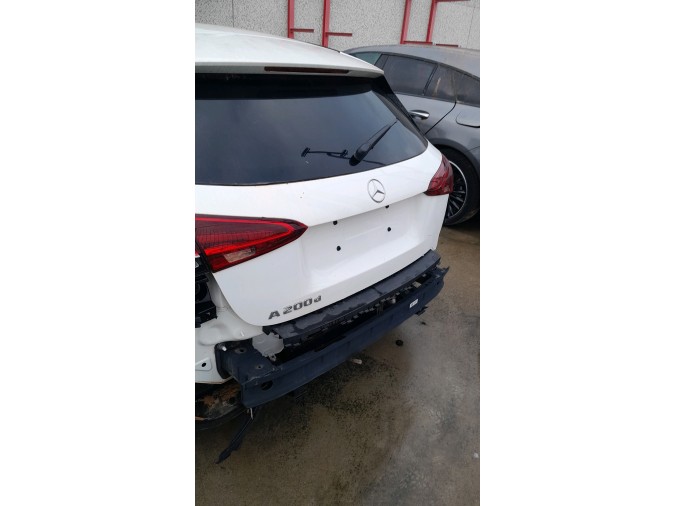 MERCEDES A 200