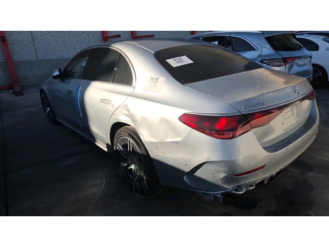 MERCEDES E 220 D