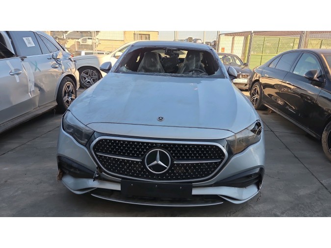 MERCEDES E 220 D