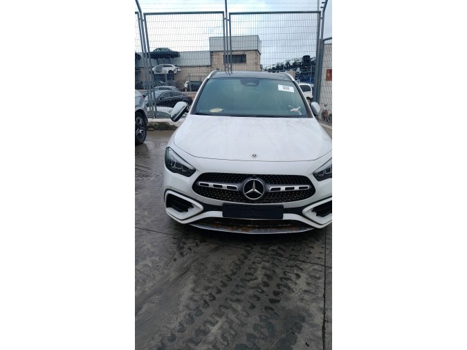 MERCEDES GLA 200 D