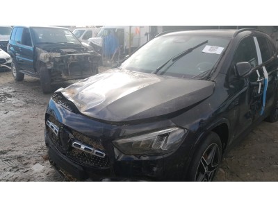 MERCEDES GLA 250 E