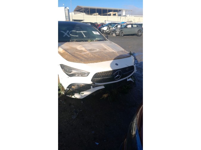 MERCEDES CLA 200