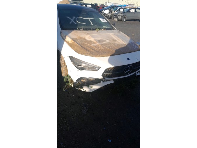 MERCEDES CLA 200