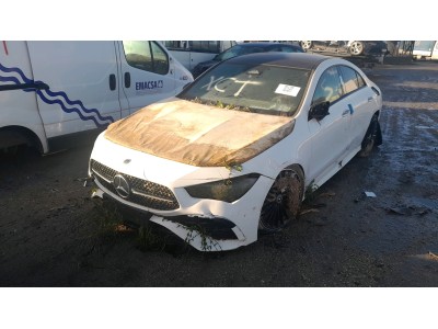 MERCEDES CLA 200
