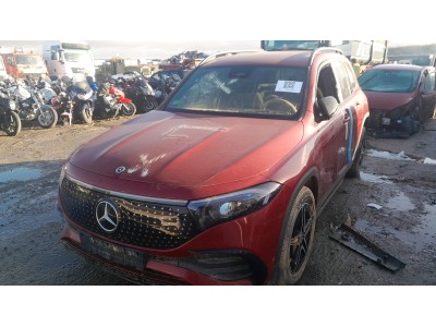 MERCEDES EQB 250+