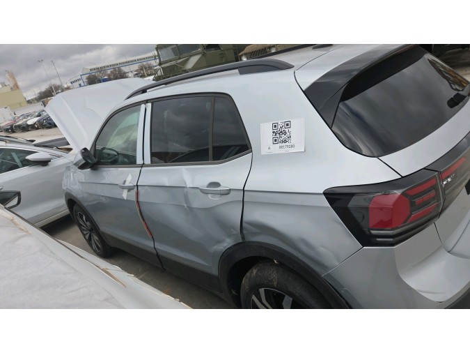 VOLKSWAGEN T-CROSS