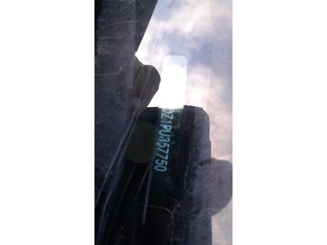 MERCEDES EQT 200