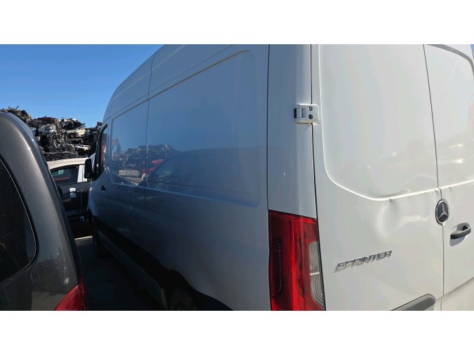 MERCEDES SPRINTER 315 CDI RWD Año : 2022
