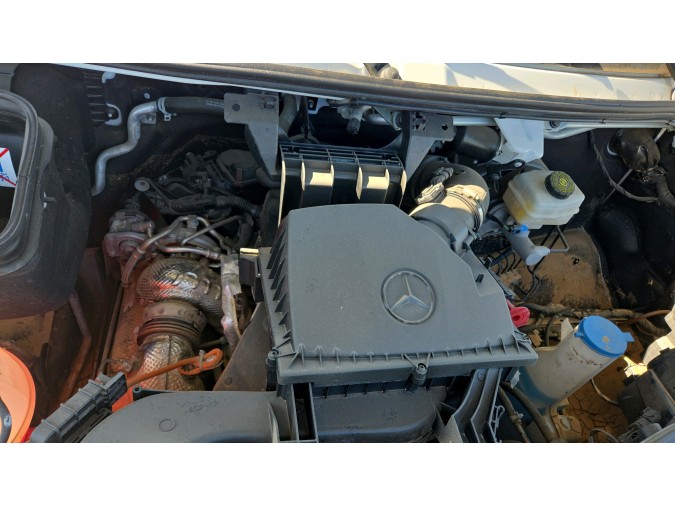 MERCEDES SPRINTER 315 CDI RWD Año : 2022