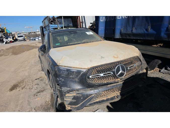MERCEDES GLC 300 E 4MATIC Año : 2025