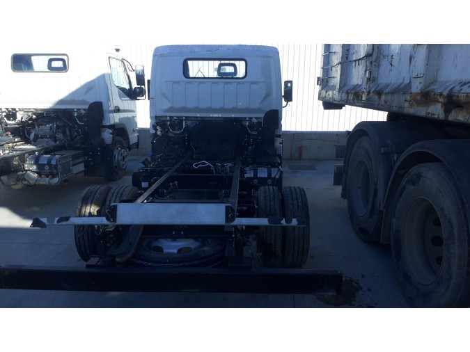 MITSUBISHI CANTER