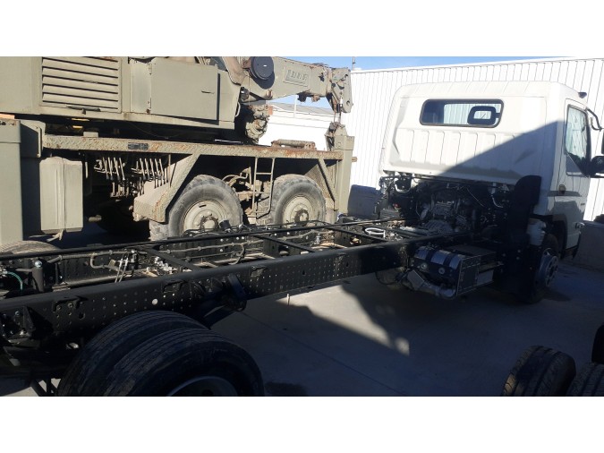 MITSUBISHI CANTER