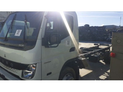 MITSUBISHI CANTER
