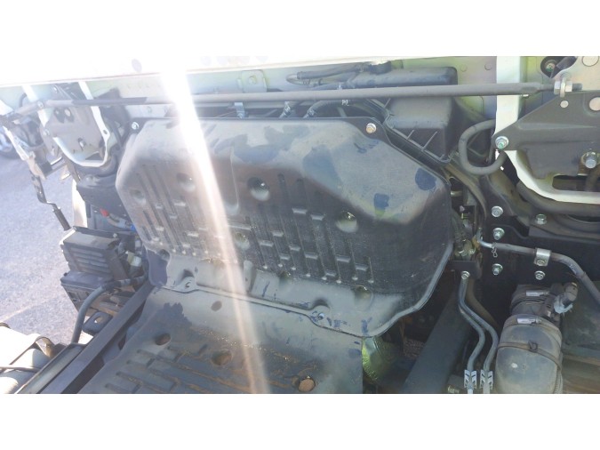 MITSUBISHI CANTER
