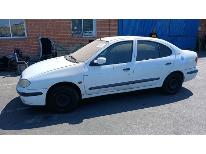 ELEVALUNAS TRASERO DERECHO RENAULT MÉGANE CLASSIC 2000