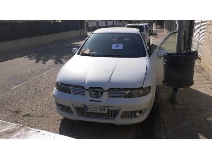 Cerradura guantera SEAT LEON 2002