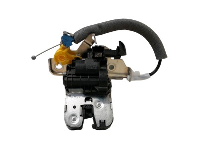 CERRADURA PORTON SKODA OCTAVIA 2024