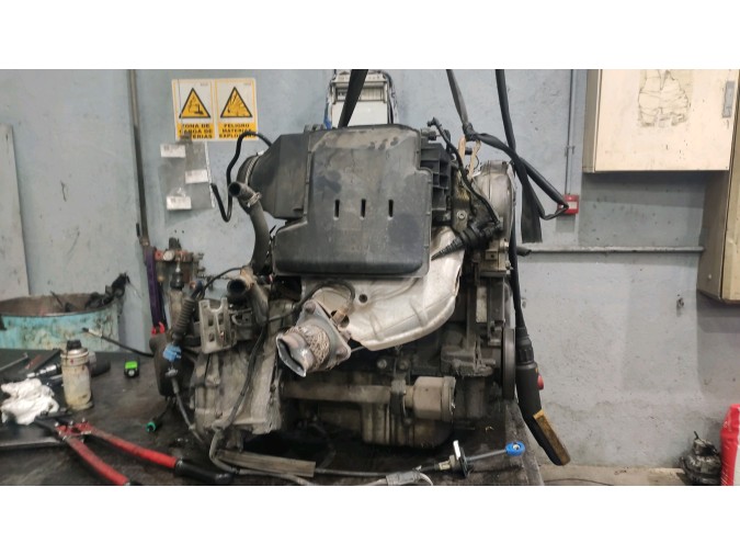 Motor RENAULT MÉGANE 2003
