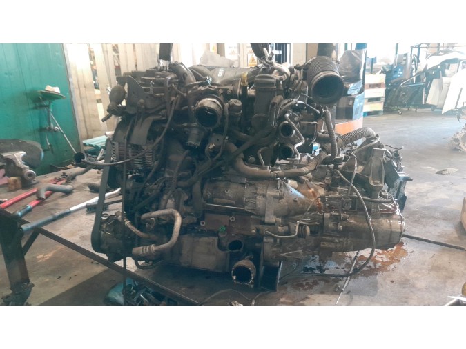 Motor PEUGEOT 407 2005