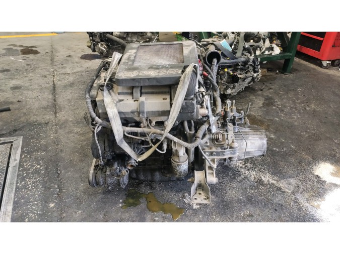 Motor completo KIA CARNIVAL 2004