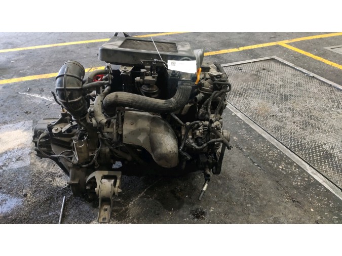 Motor completo KIA CARNIVAL 2004