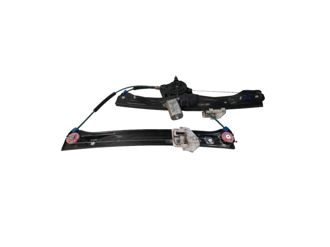 ELEVALUNAS DELANTERO DERECHO BMW 118D 2013