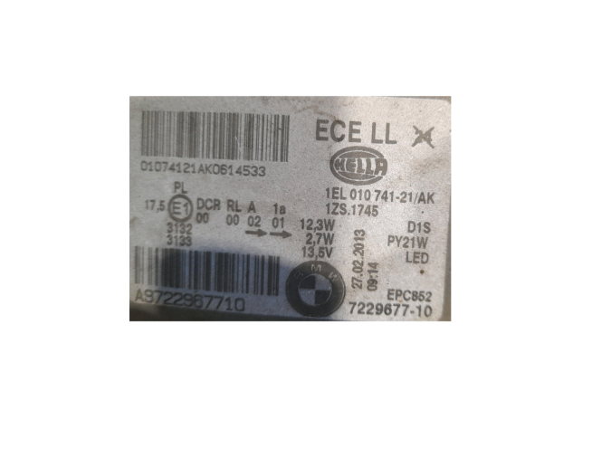 FARO IZQUIERDO BMW 118D 2013