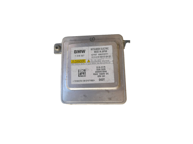 FARO IZQUIERDO BMW 118D 2013