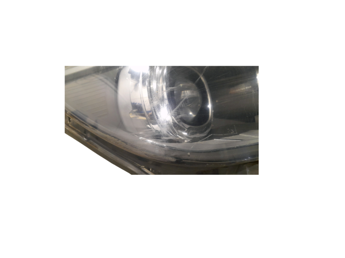 FARO DERECHO BMW 118D 2013